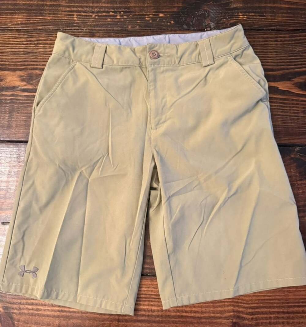 Under Armour Youth Large Tan Shorts Performance Golf Chino